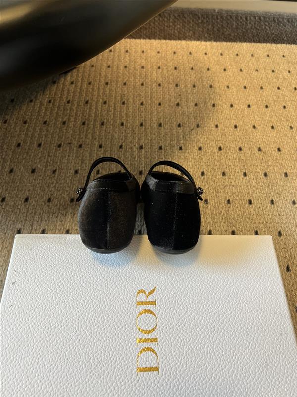 20251127171616872 320